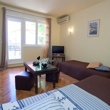 Apartments Beautiful Sandy Beach Сплит Стая снимка