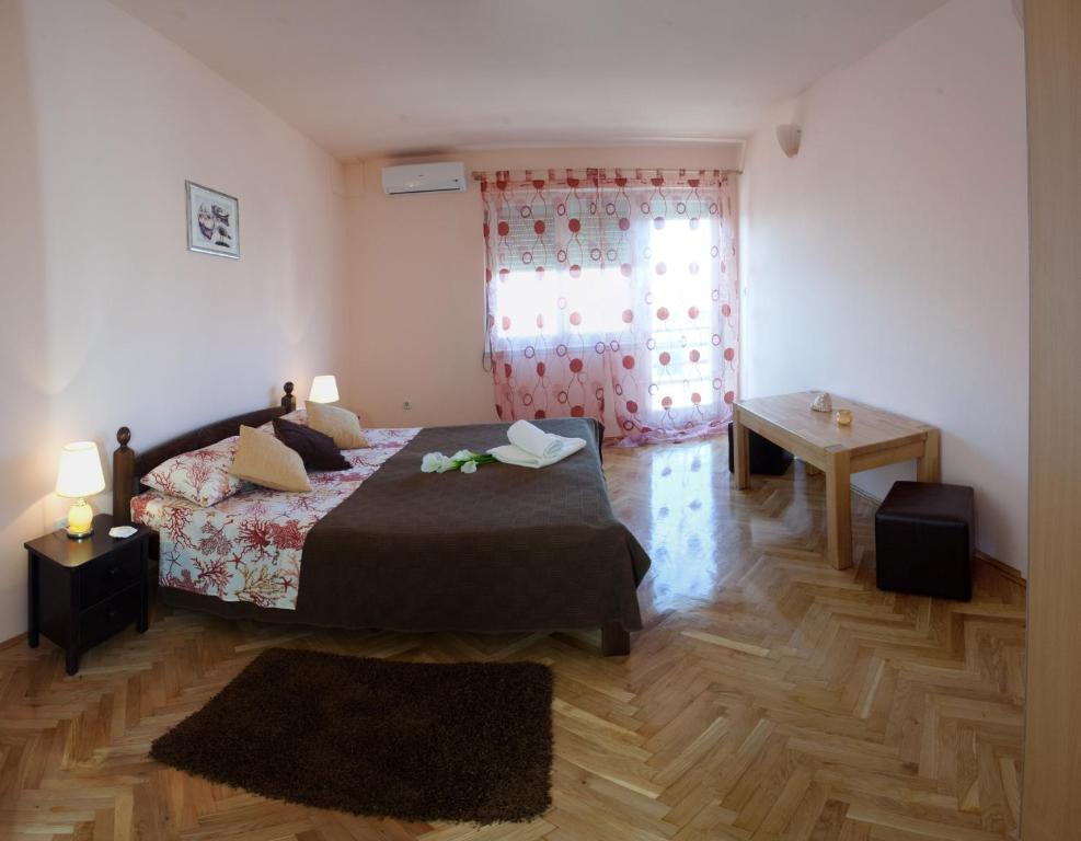 Apartments Beautiful Sandy Beach Сплит Стая снимка